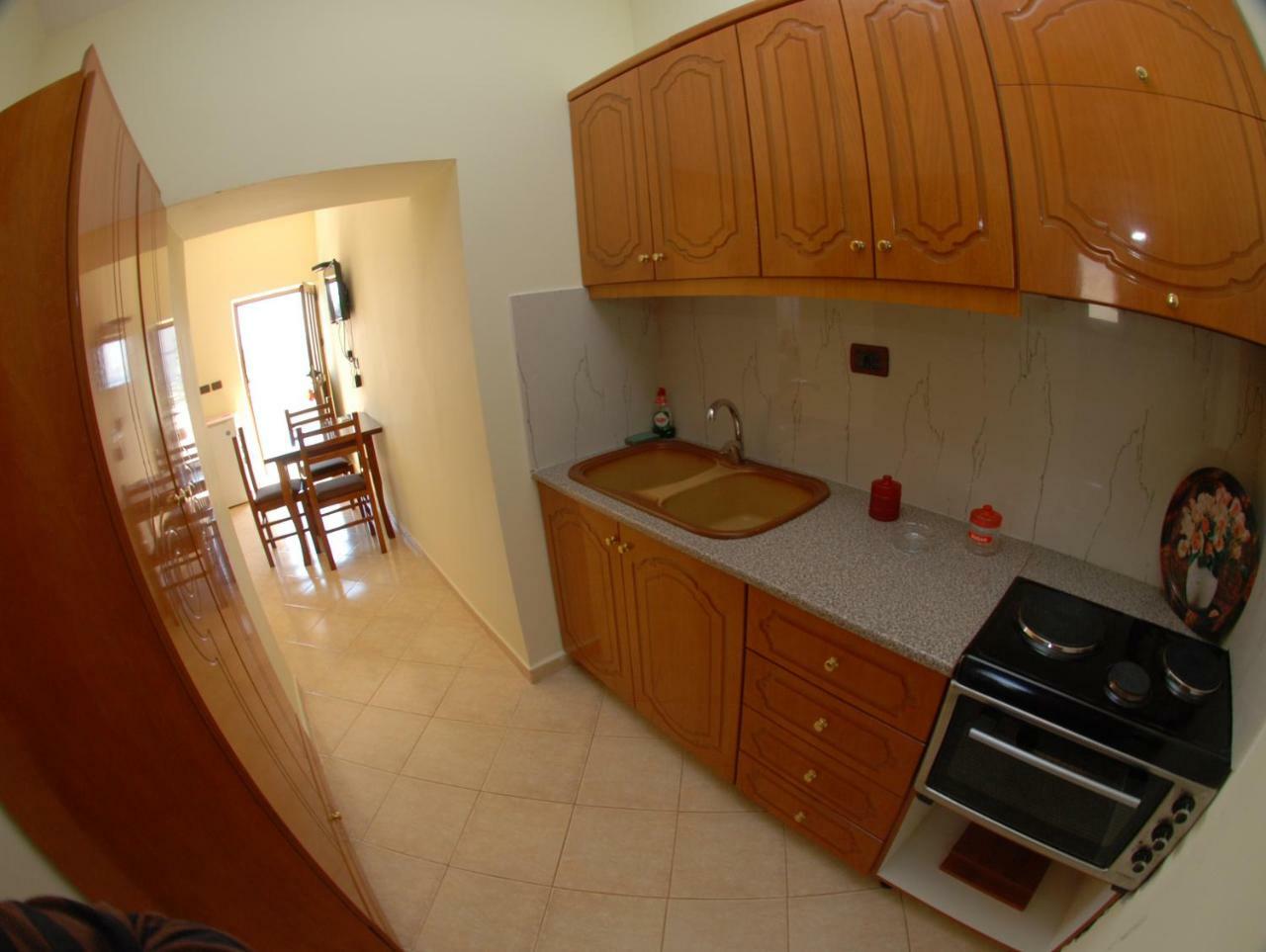 Rama Apartments Sarandë Esterno foto