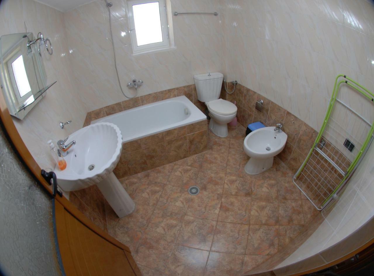 Rama Apartments Sarandë Esterno foto